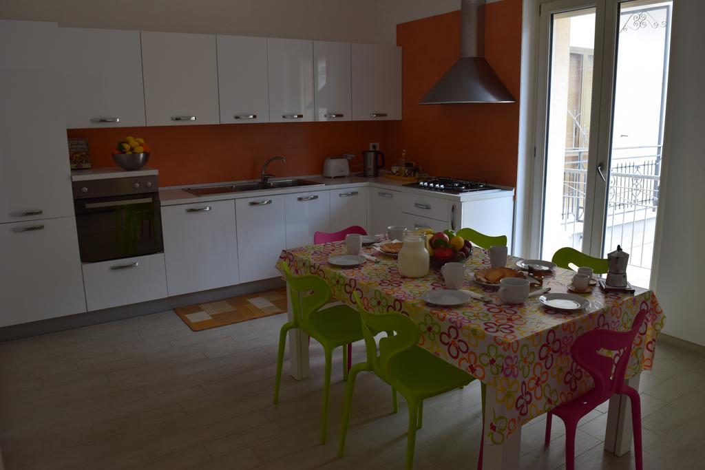 Casa Vacanza Comfort Apartment Ceglie Messapica Exterior photo